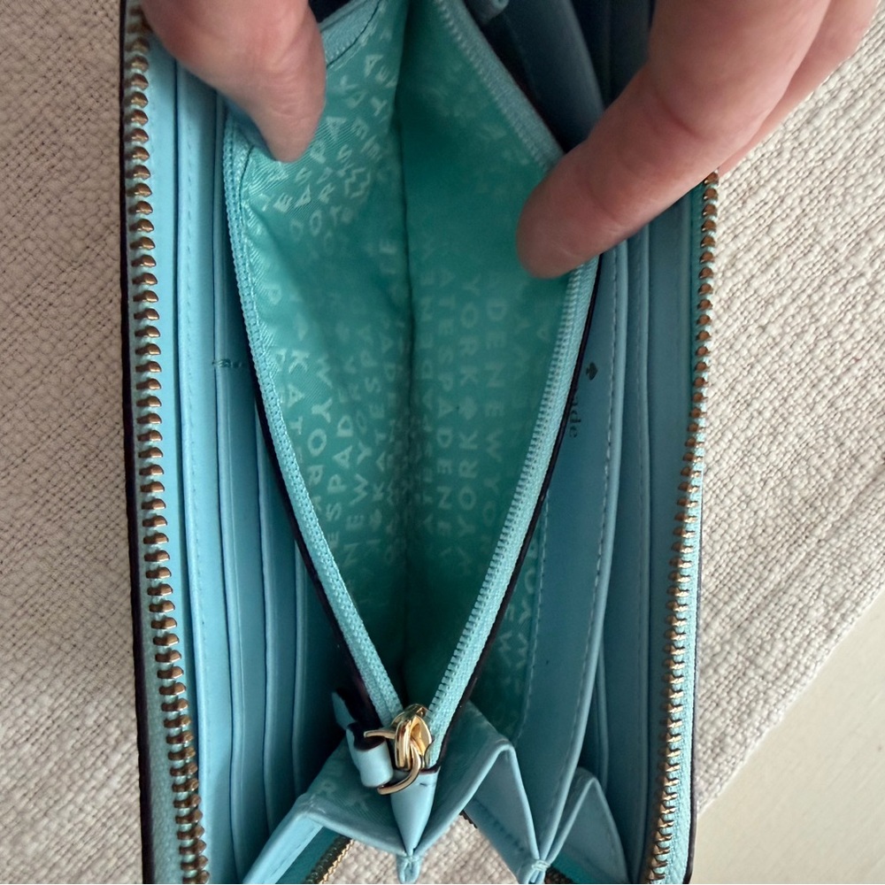 Kate Spade Leila zip around wallet - Picture 5 of 6